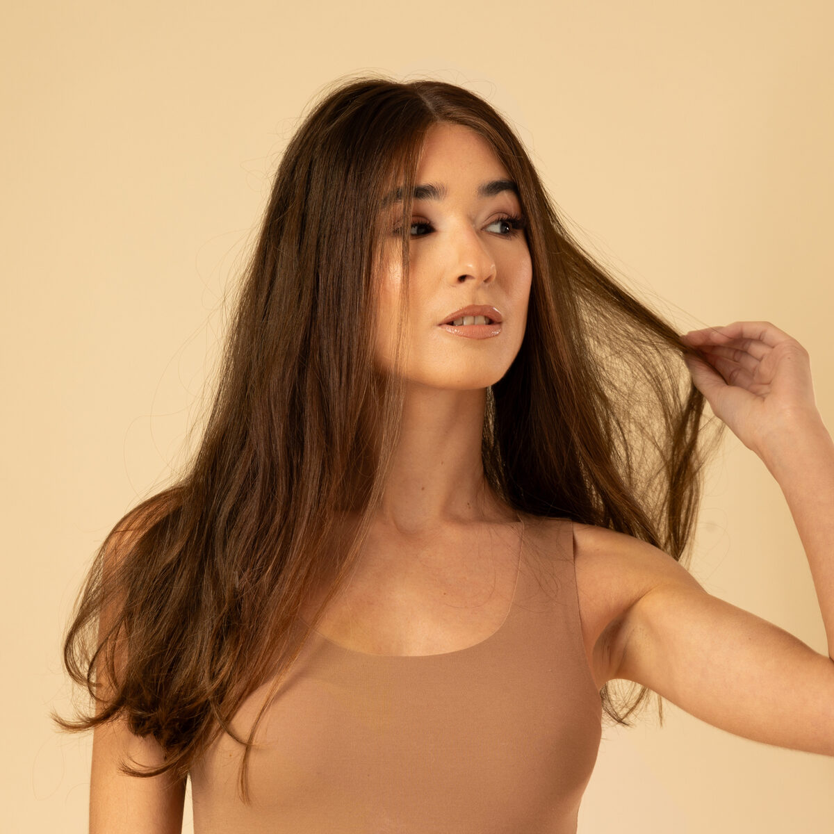 Image de Perruque en cheveux naturel vierge - Longue 30 cm - brun foncé