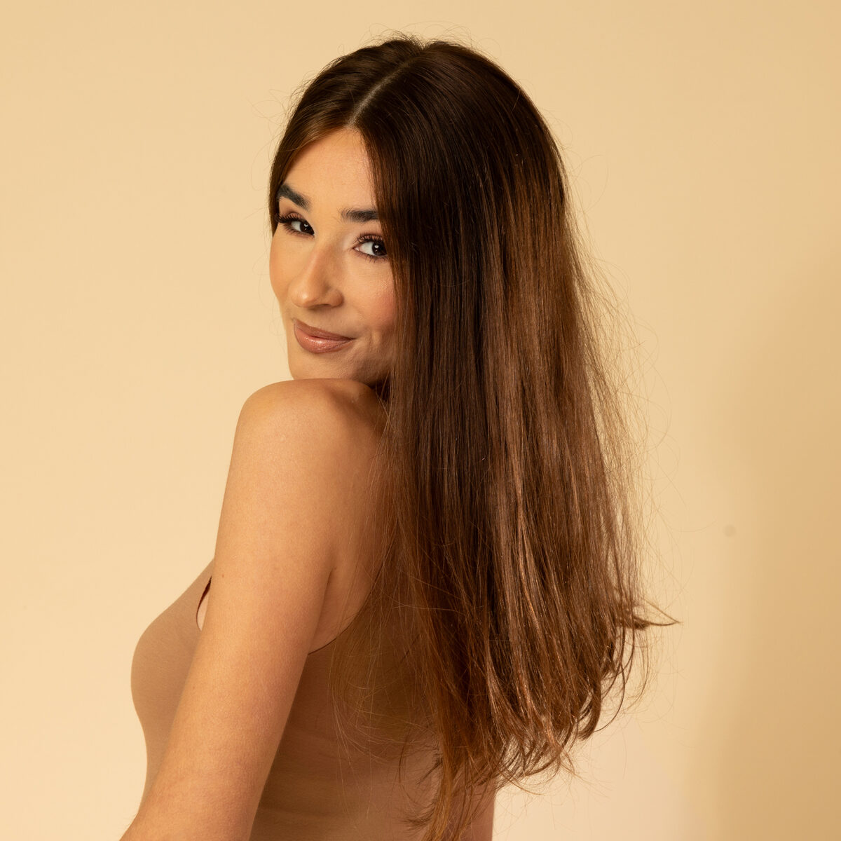 Image de Perruque en cheveux naturel vierge - Longue 30 cm - brun foncé
