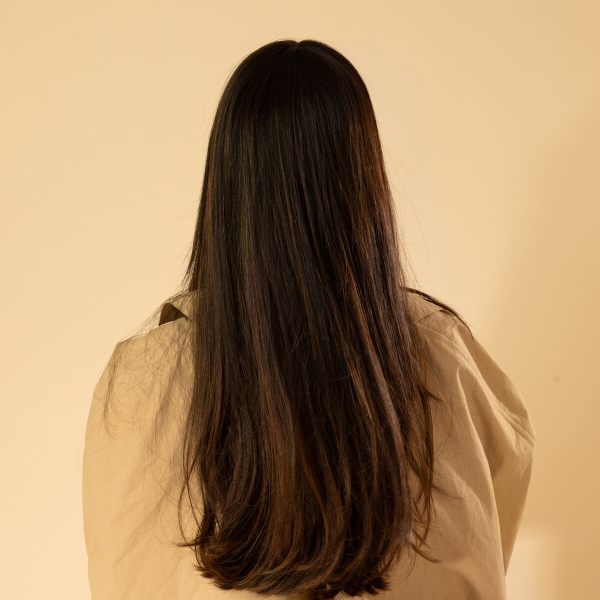 Image de Perruque frange en cheveux naturel vierge - Longue 45 cm - brun foncé