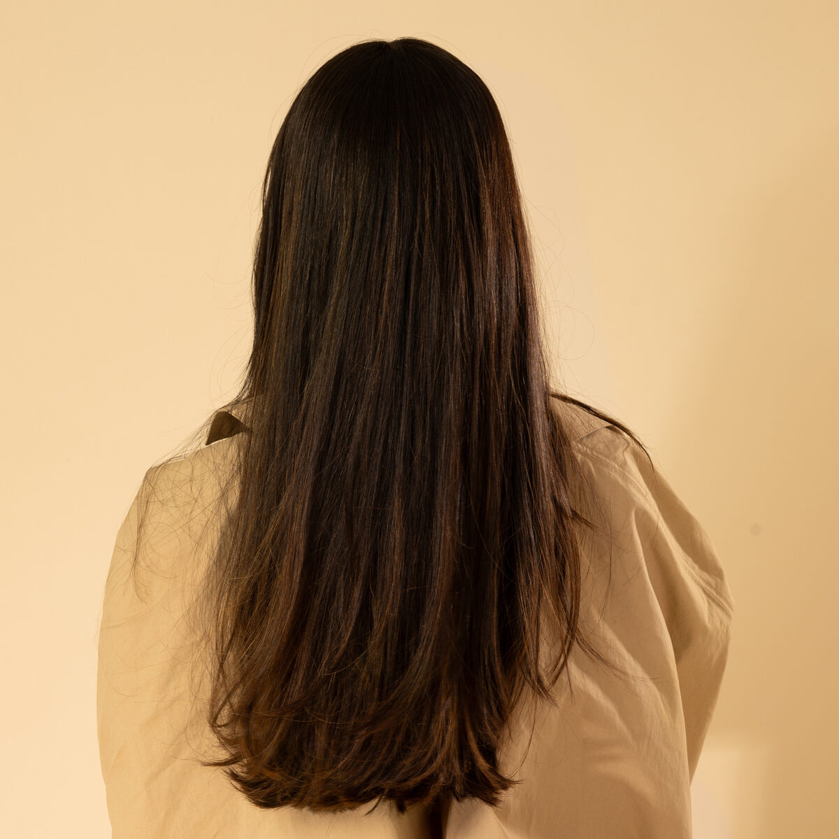 Image de Perruque frange en cheveux naturel vierge - Longue 45 cm - brun foncé